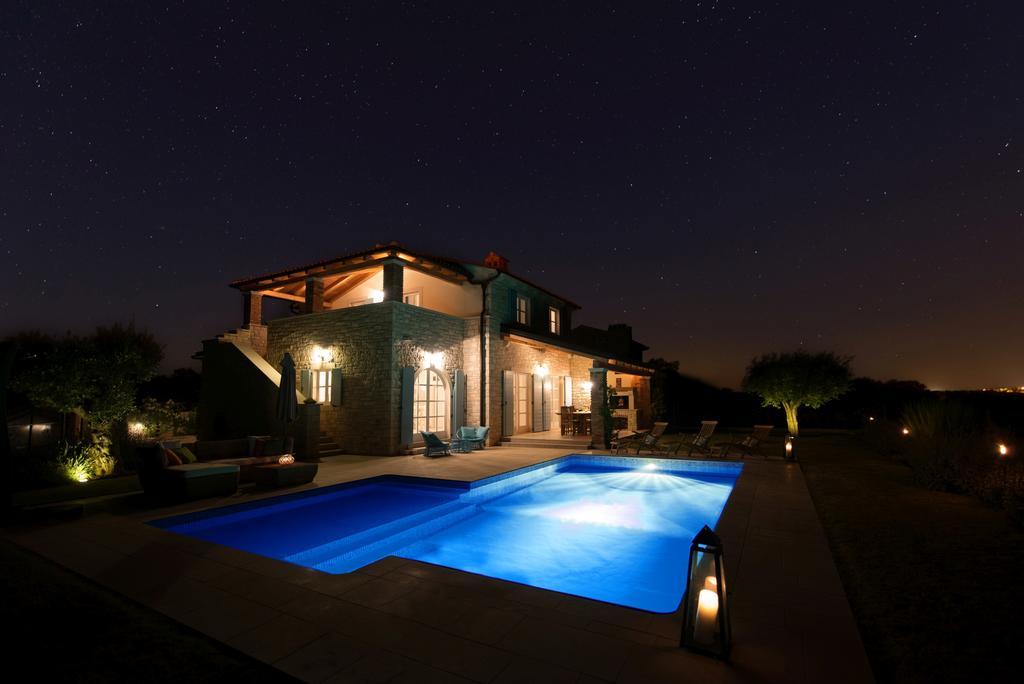 Villa Rajski Dvori Sveti Lovreč Pazenatički Esterno foto